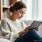 Home 12 자원 큐레이션 시스템의 사용자 인터뷰 결과 - **"AI as a Thoughtful Companion"**
A young woman (approximately 20s, dressed in a comfortable, s...